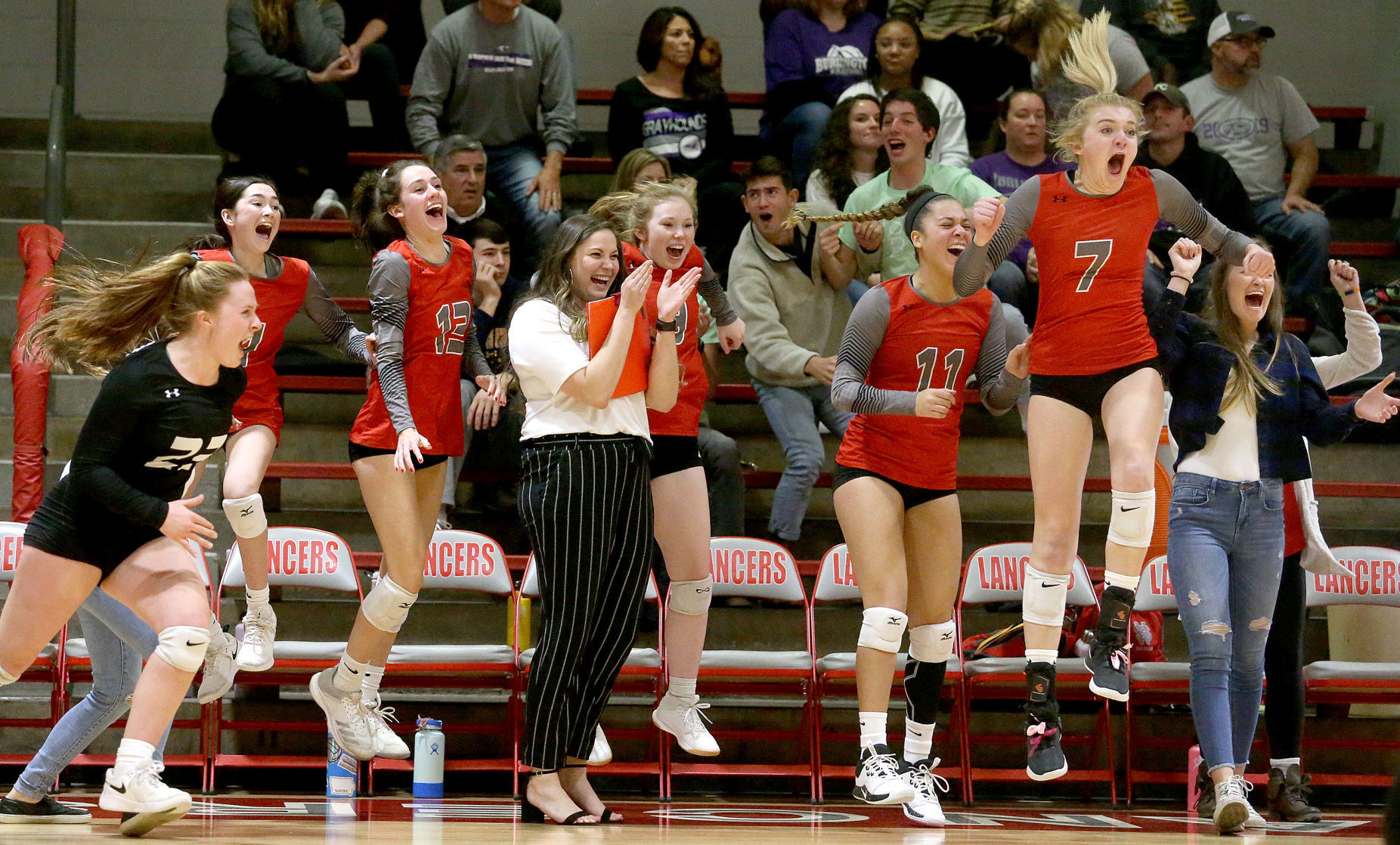 110419-qct-spt-ns-vball-004